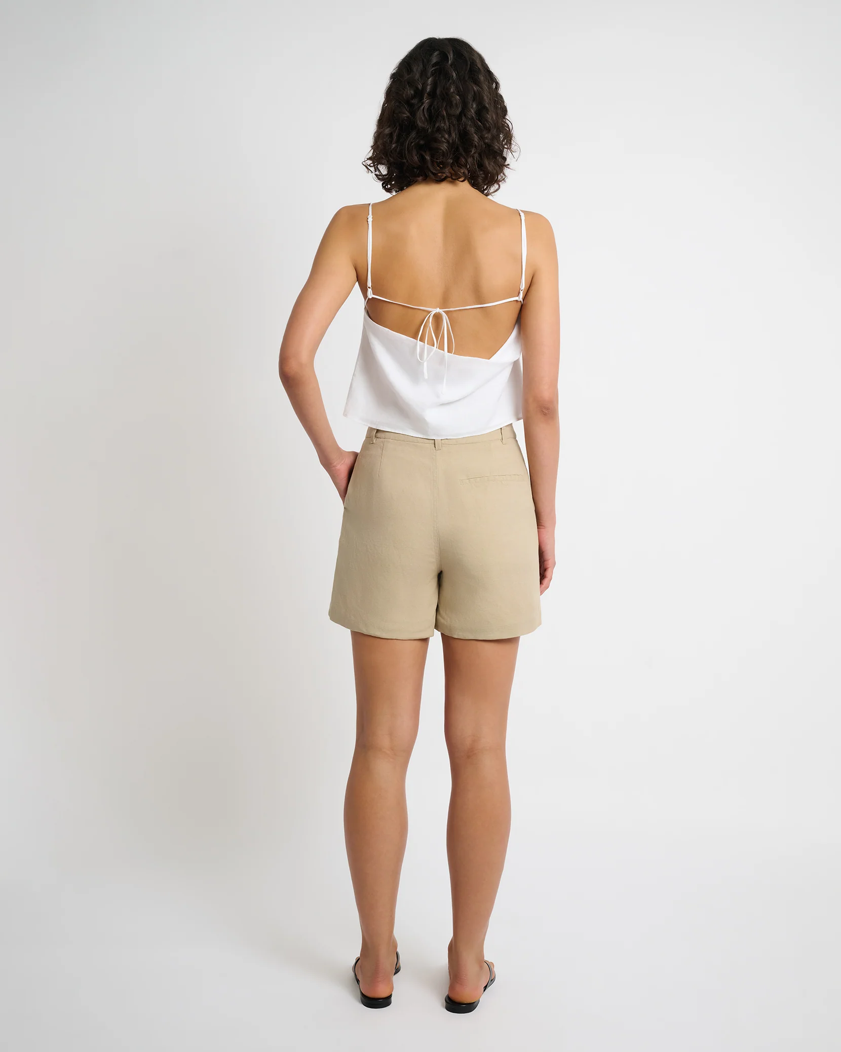 Air Linen Boyfriend Short - Image 5