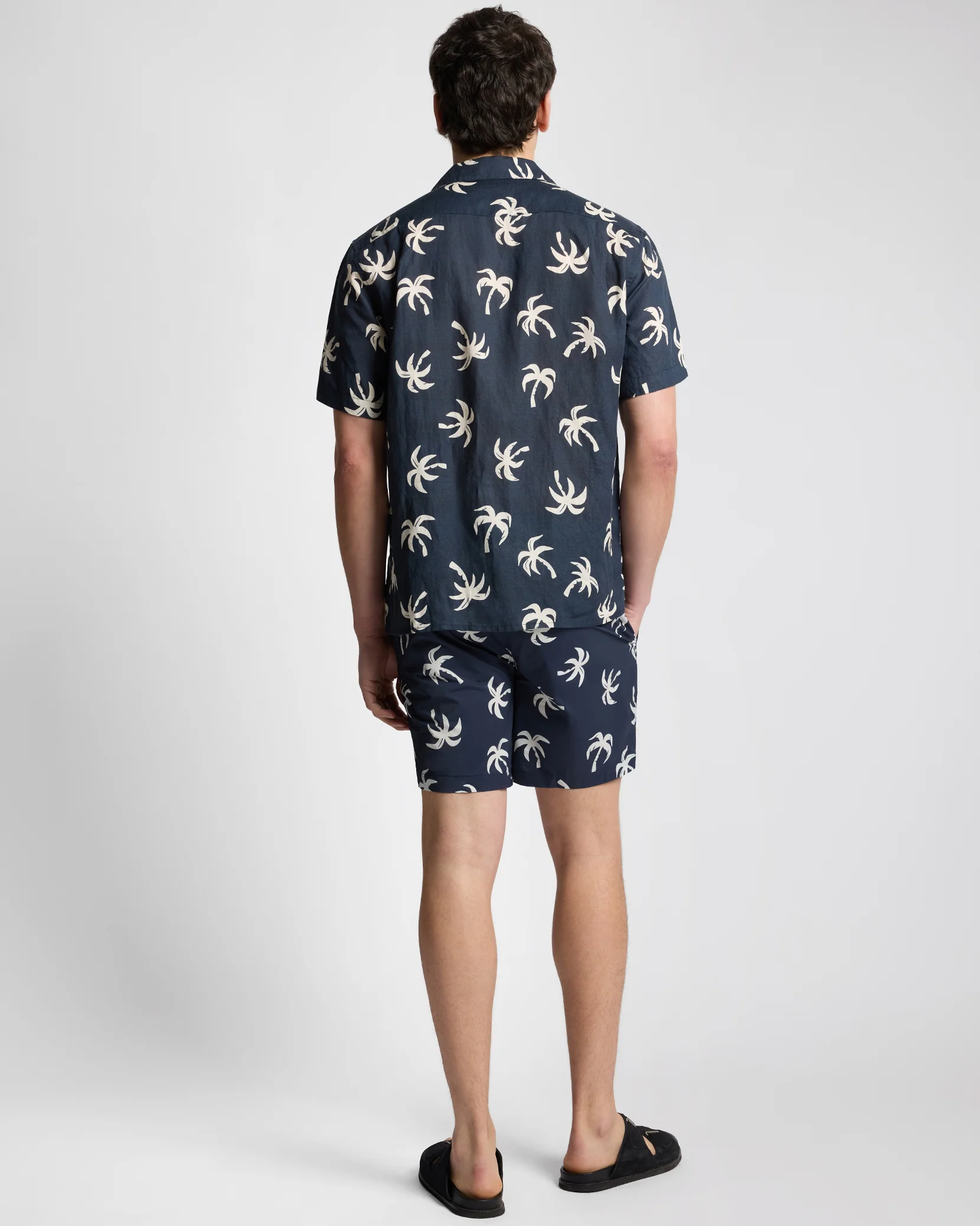 Air Linen Convertible Vacation Shirt - Image 6