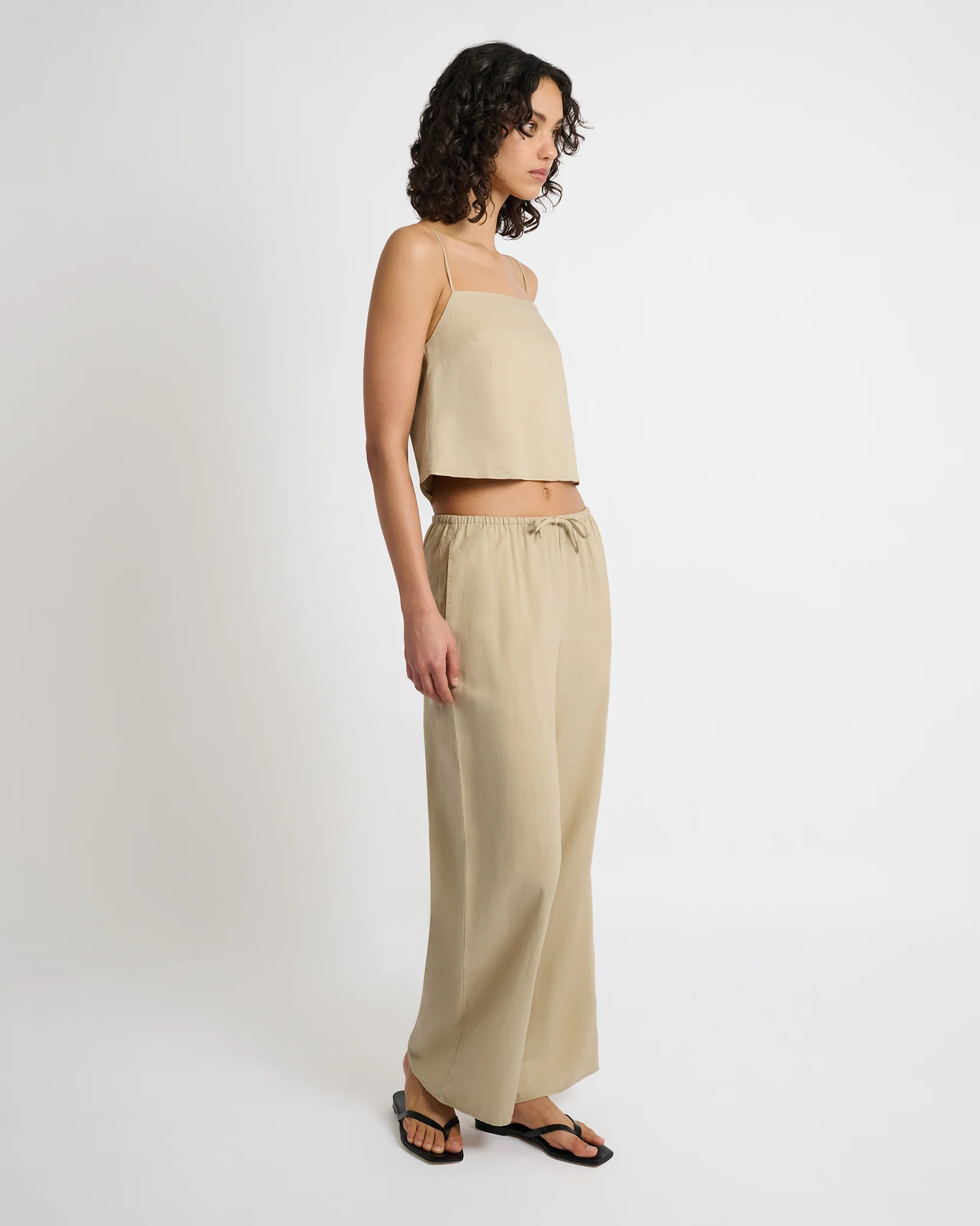 Air Linen Drawstring Pant - Image 4