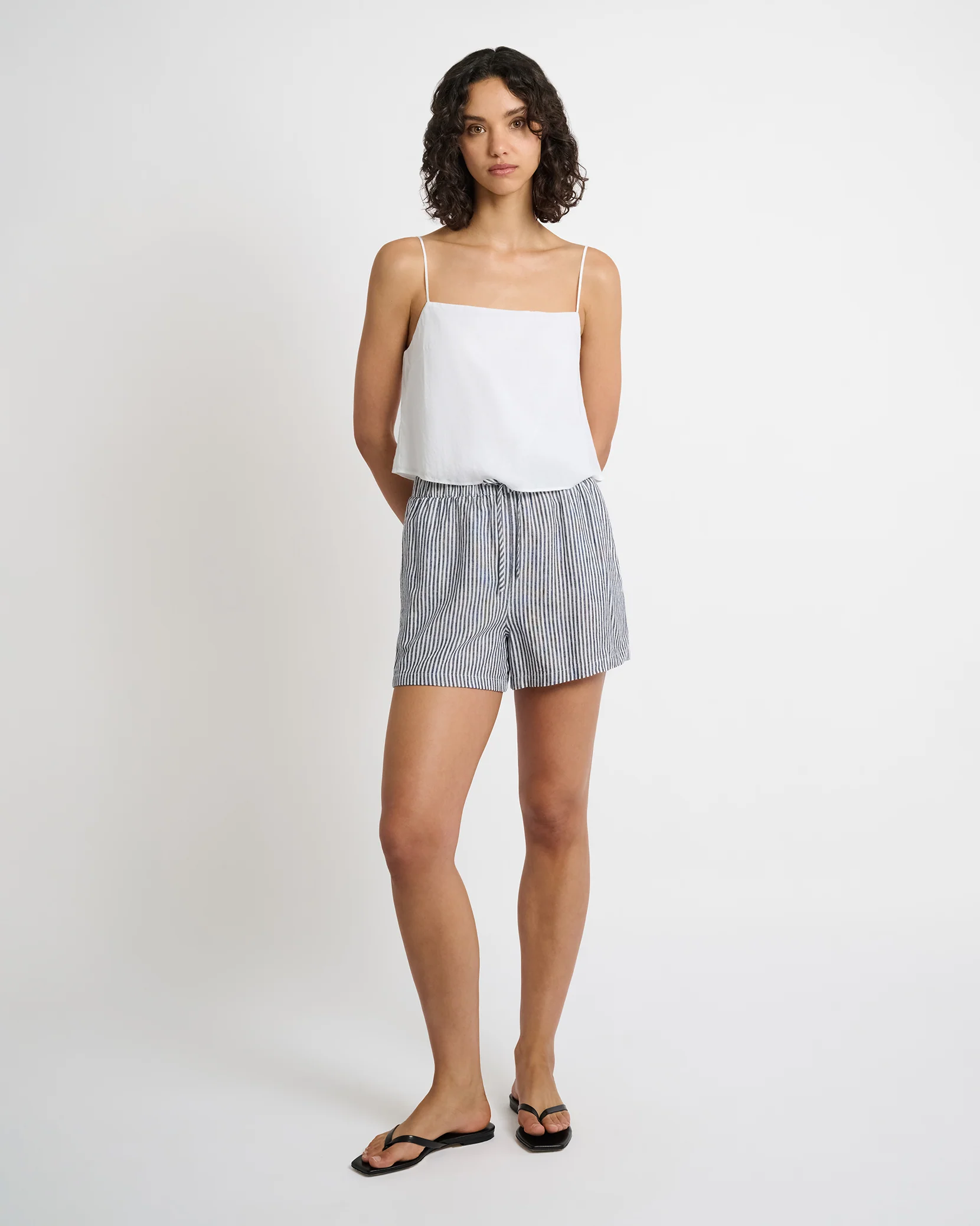 Air Linen Elastic Drawstring Short - Image 3