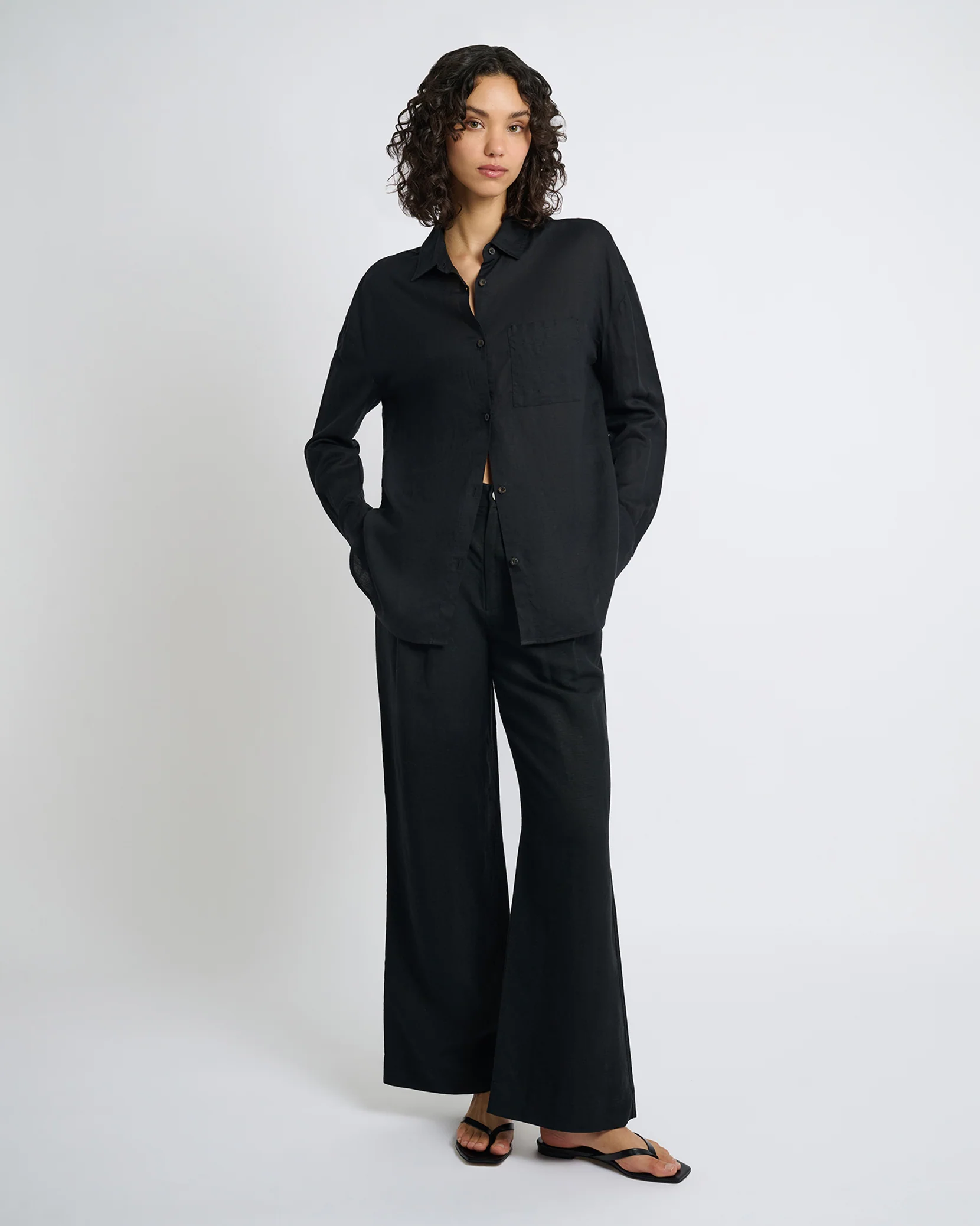 Air Linen Pleated Trousers - Image 3