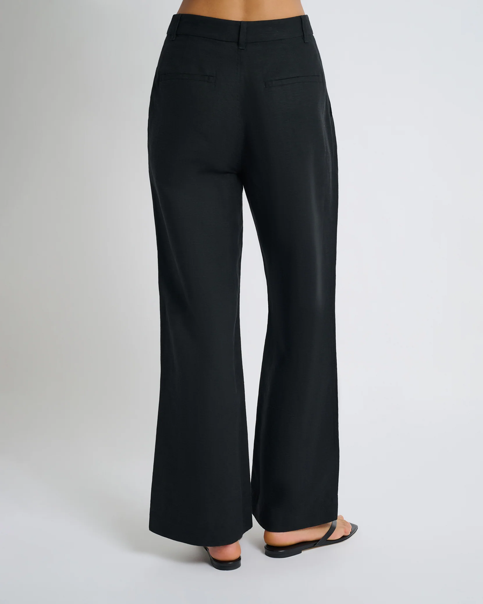 Air Linen Pleated Trousers - Image 4