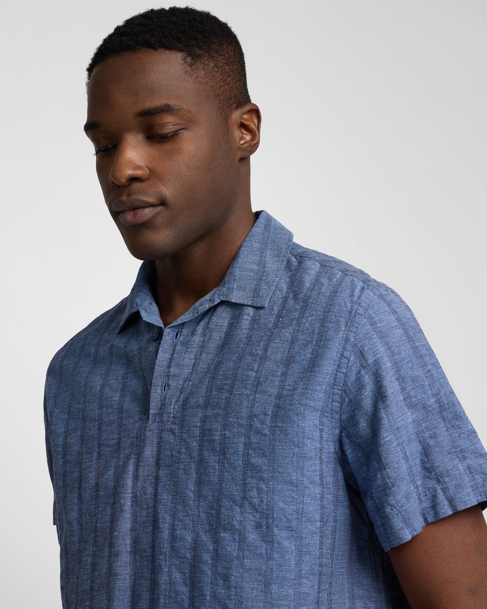 Cotton Linen Pop-Over Polo - Image 5