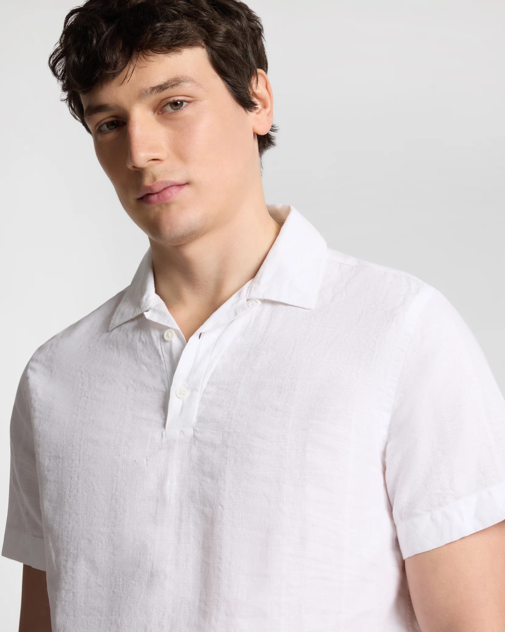 Cotton Linen Pop-Over Polo - Image 4