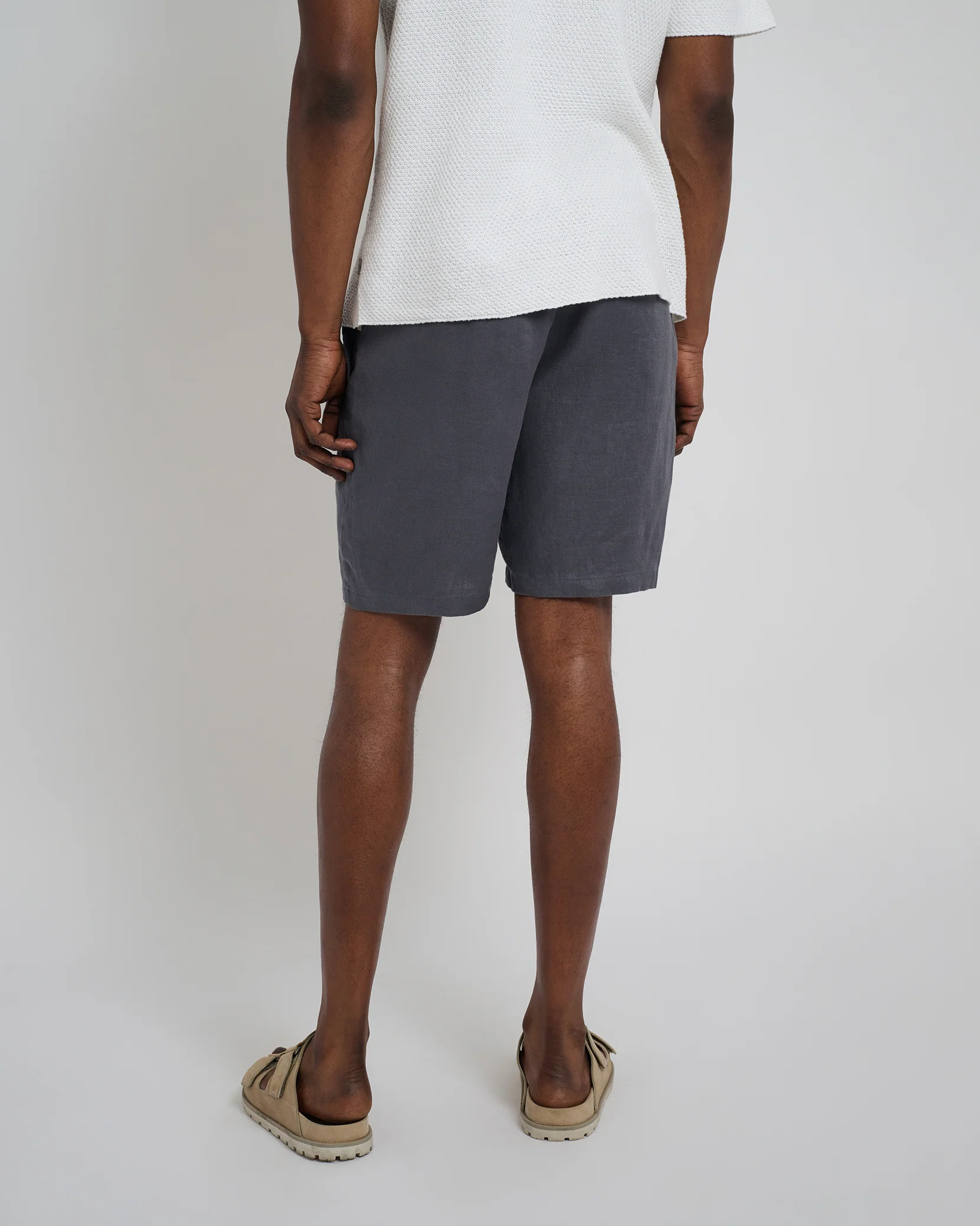Linen Fixed-Waist Short - Image 5