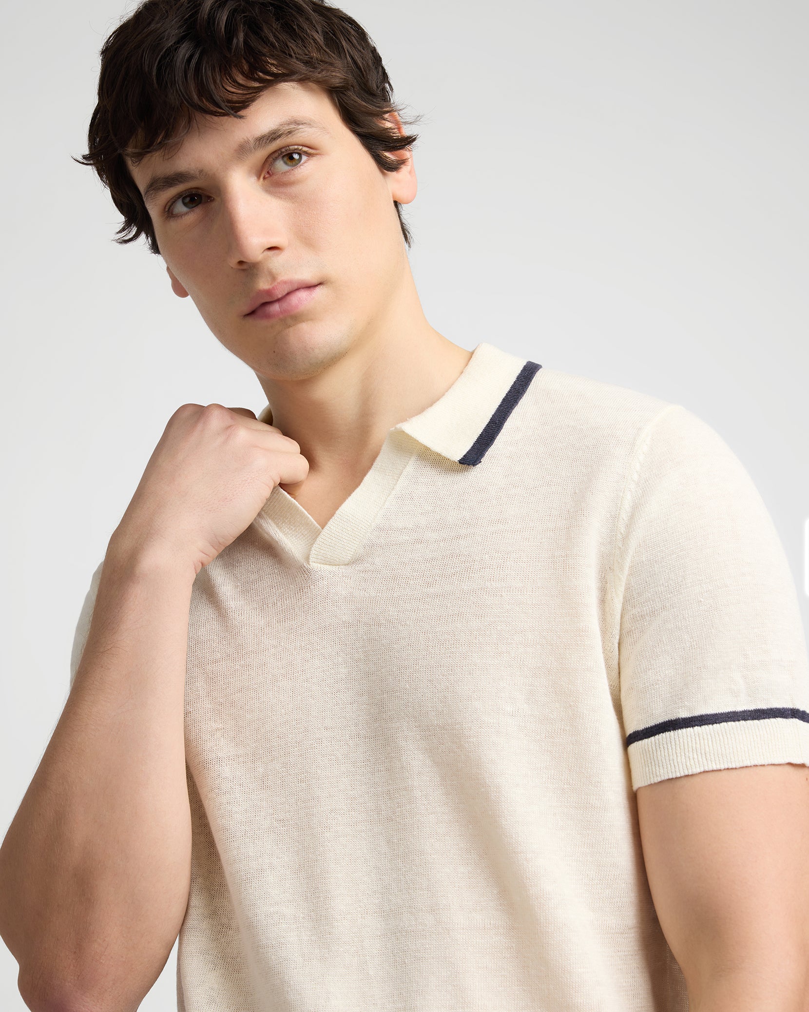 Linen Johnny Collar Polo Sweater - Image 4