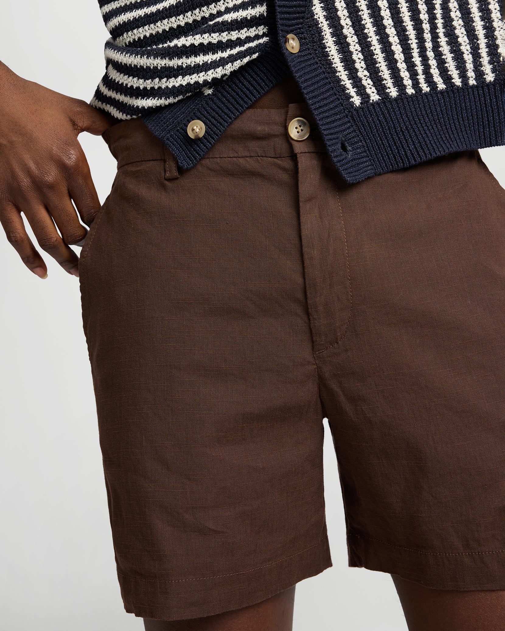 Stretch Linen 6" Short - Image 4
